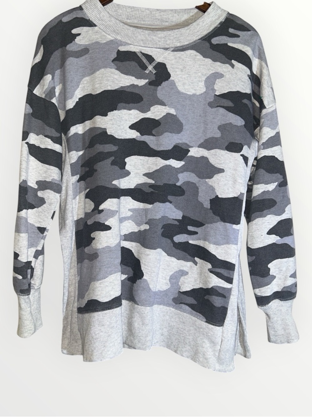 Aerie Oversized Camo Side Slit Crewneck Sweatshirt SIZE XS